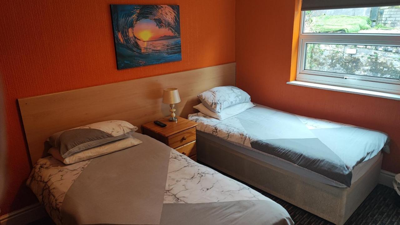 Y Garth Guesthouse Бангор Экстерьер фото